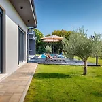Borealis Villa *