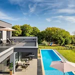 Borealis Villa *