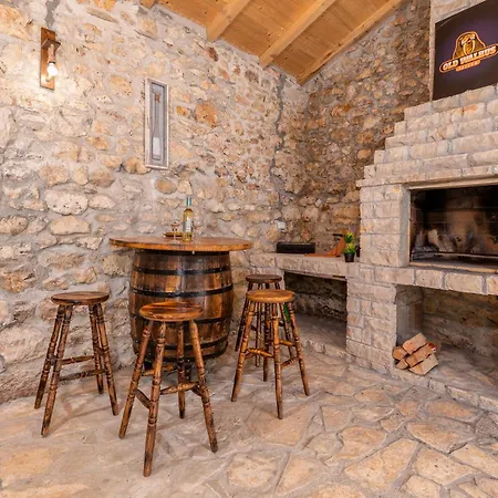 Borealis Villa