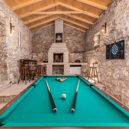 Borealis Villa Stanisovi